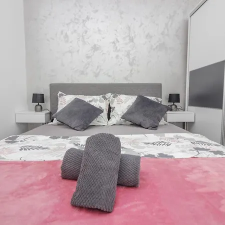 Apartman Luma דירה זאדאר